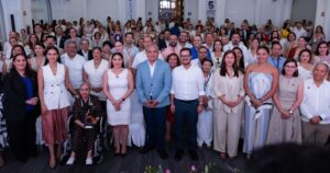 Lee más sobre el artículo Gobernadora participa en el 5to Congreso Nacional de Mujeres Industriales de Canacintra, en Manzanillo