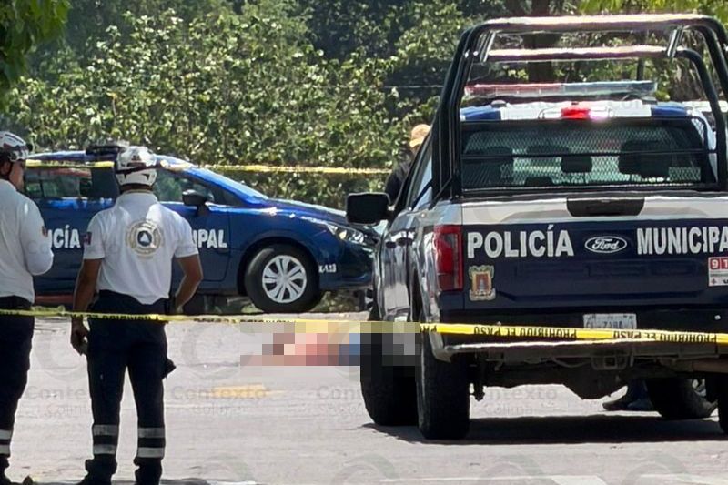 En este momento estás viendo Ejecutan a una persona en estacionamiento de plaza, al norte de Colima capital