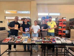 Lee más sobre el artículo Se mejora el servicio de bibliotecas de Armería con nuevo material bibliográfico