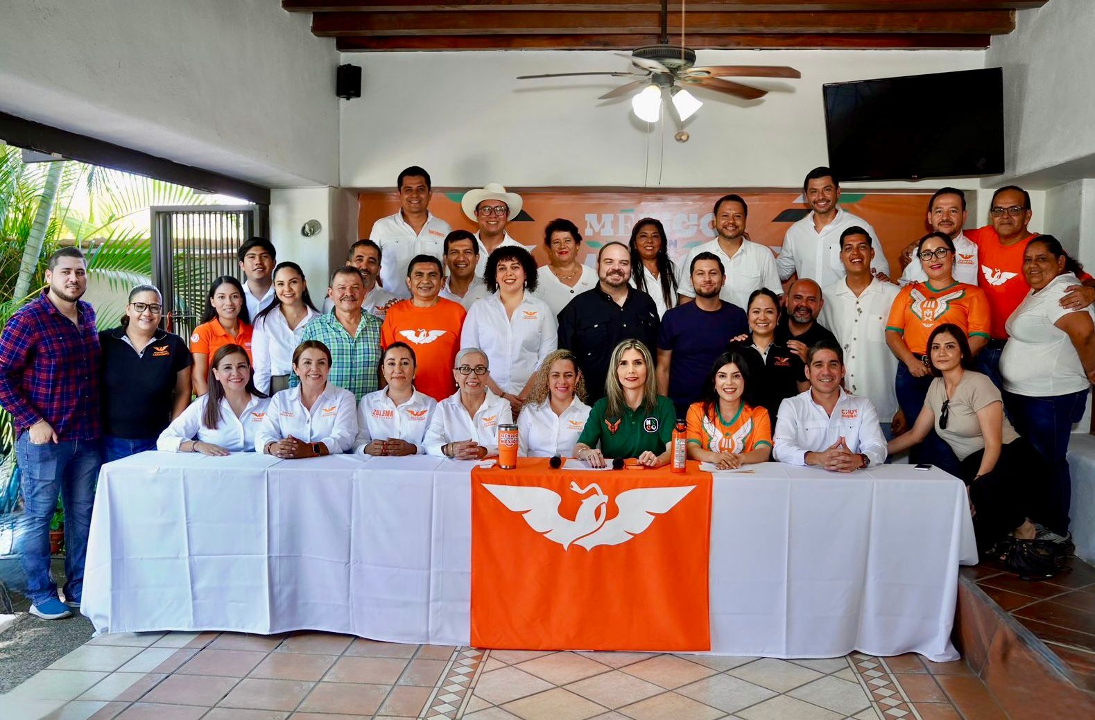 En este momento estás viendo Regidora Alondra López se suma a Movimiento Ciudadano en Colima