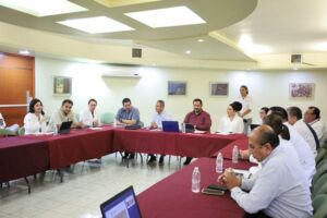 Lee más sobre el artículo Gobierno de Indira Vizcaíno fortalecerá la cobertura médica en 90 Centros de Salud