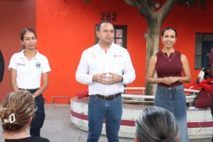 Lee más sobre el artículo Gobierno de Tecomán atiende solicitudes de vecinos de la colonia San Isidro