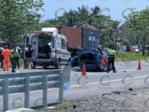 Lee más sobre el artículo Trágico accidente en la autopista Colima–Manzanillo: hay un fallecido y tres lesionados