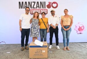 Lee más sobre el artículo Ayuntamiento de Manzanillo impulsa el emprendimiento con nueva entrega de herramientas y equipo