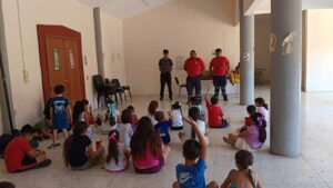 Lee más sobre el artículo Bomberos de Tecomán fomentan la prevención desde la infancia para reducir accidentes