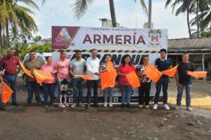 Lee más sobre el artículo Cruz Méndez anuncia la rehabilitación de alumbrado y área recreativa del camellón principal de playa El Paraíso