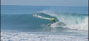 Lee más sobre el artículo “Mar de fondo” genera alarma innecesaria entre turistas; prefieren hablar de marejadas altas en Cuyutlán