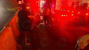Lee más sobre el artículo Motociclista herido tras caer en el puente de La Estación, en Tecomán
