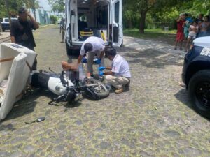 Lee más sobre el artículo Hombre resulta lesionado tras choque entre bicicleta y motocicleta en Villa de Álvarez