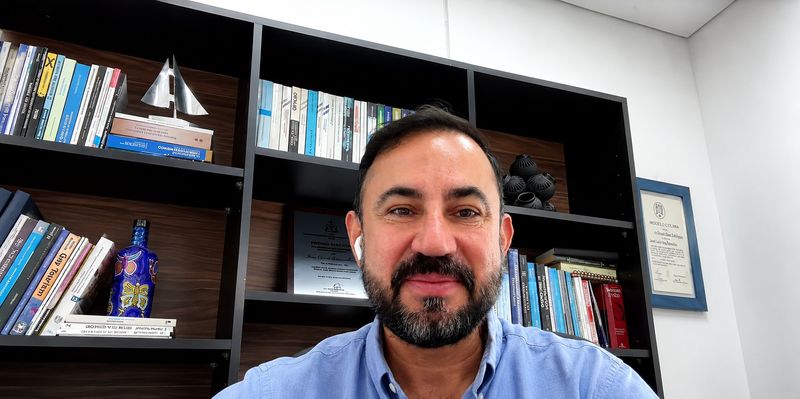 En este momento estás viendo Recibirá apoyo federal proyecto científico de universitario sobre género, diversidad sexual y trabajo en el turismo