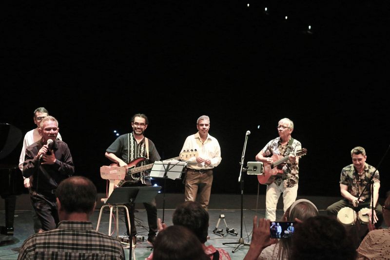 En este momento estás viendo Música, memoria y amistad: homenaje a Pablo Milanés en el Teatro Universitario