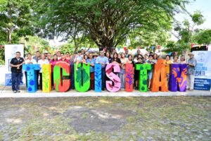 Lee más sobre el artículo Ticuisitán refuerza su identidad con nuevas letras en su jardín principal