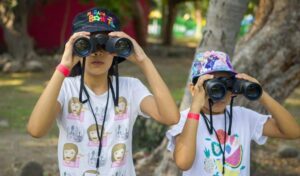 Lee más sobre el artículo Gobierno de Indira Vizcaíno aumenta oferta de cursos de verano gratuitos para niñas y niños