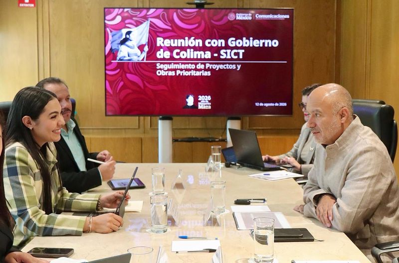 En este momento estás viendo Indira Vizcaíno y SICT revisan proyectos y obras prioritarias en beneficio de la población colimense