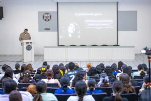 Lee más sobre el artículo TikTok puede normalizar la violencia, pero también combatirla: Arnoldo Delgadillo