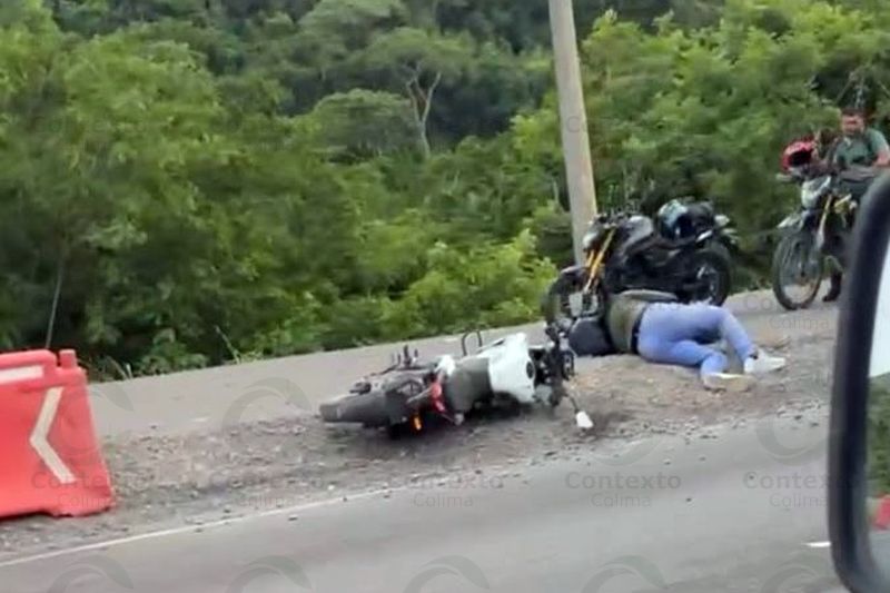 En este momento estás viendo Tráiler ‘tumba’ a motociclista en el crucero de Turla, en la autopista