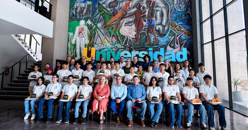 En este momento estás viendo Reconoce UdeC a 27 estudiantes por su desempeño en ciencias