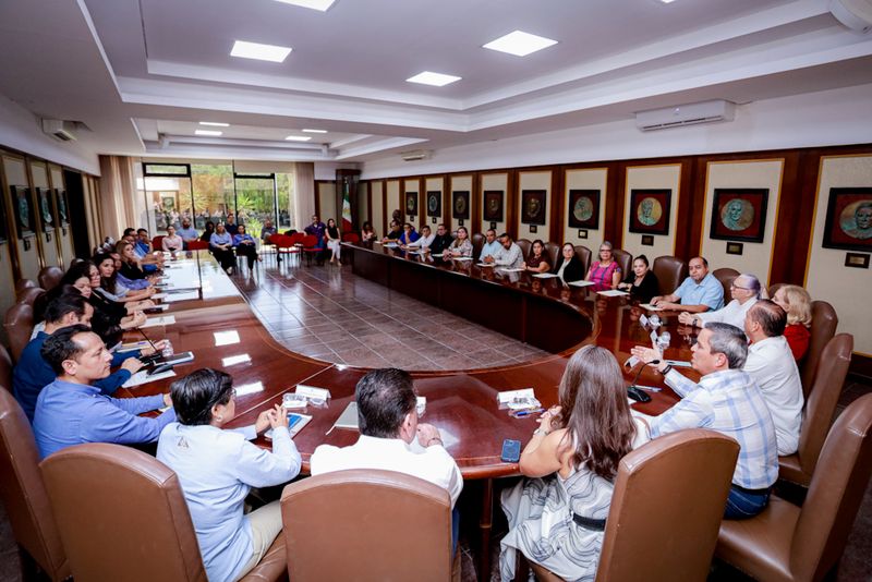 En este momento estás viendo UdeC ratifica a 20 docentes de tiempo completo en educación media superior