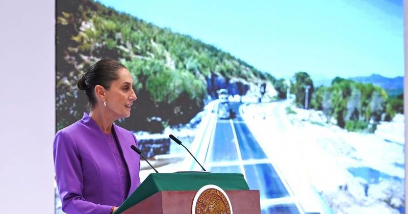 En este momento estás viendo Presidenta Sheinbaum reafirma su respaldo al desarrollo del estado de Colima en su 2° Informe