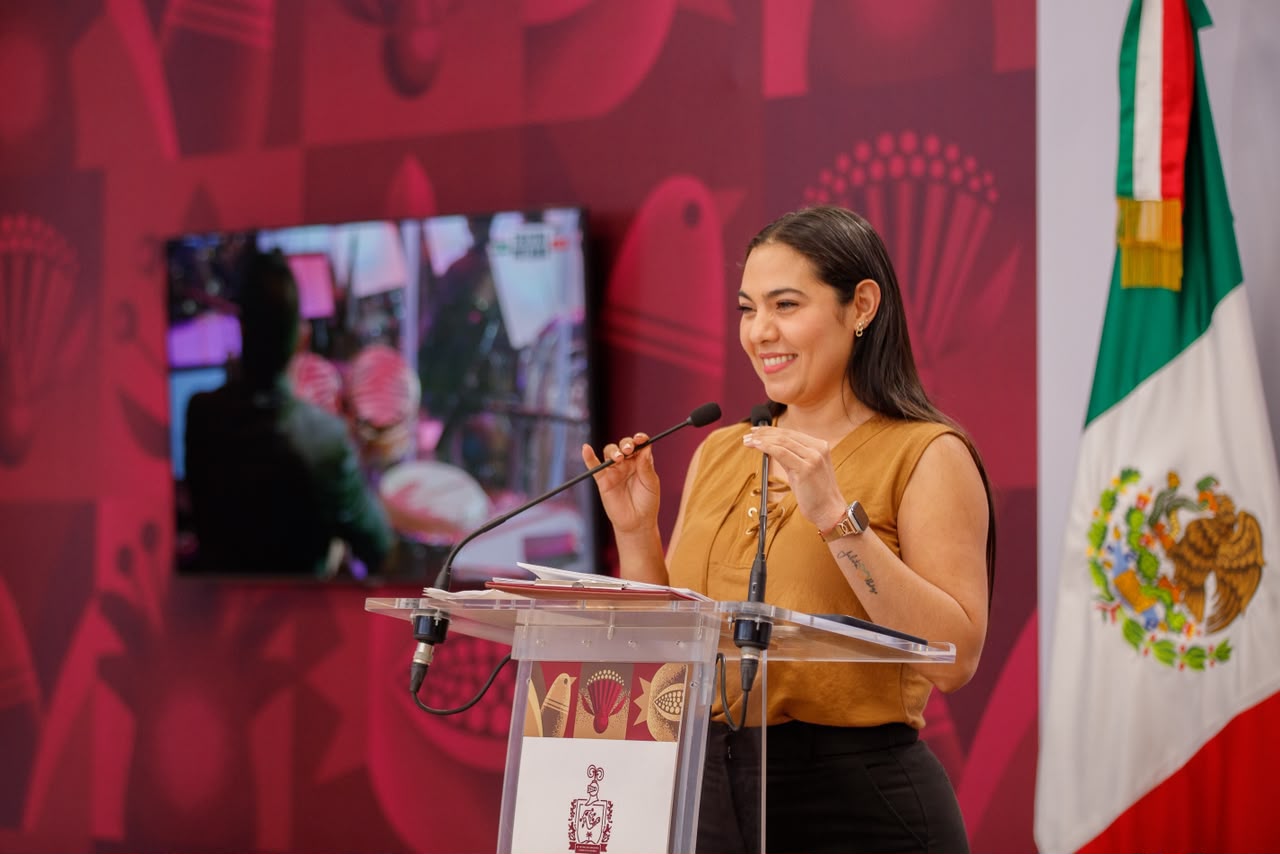 En este momento estás viendo Indira informa que Eugenia León cantará tras ceremonia del Grito de Independencia, este 15 de septiembre en Colima