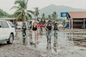 Lee más sobre el artículo PC Manzanillo cierra el acceso a playa La Boquita y coloca bandera negra en la zona costera