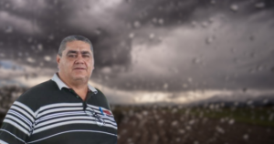 Lee más sobre el artículo Lluvias de Simon benefician cultivos en Tecomán; pero se reportan daños en caminos rurales