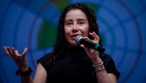 Lee más sobre el artículo Economía circular comienza en el diseño y permite atender tres crisis ambientales: Miriam Macías