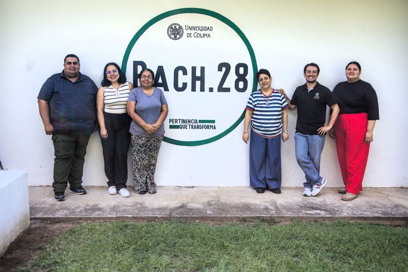 En este momento estás viendo Con Más cultura, más humanidad, celebra 38 años el Bachillerato 28 de Camotlán de Miraflores