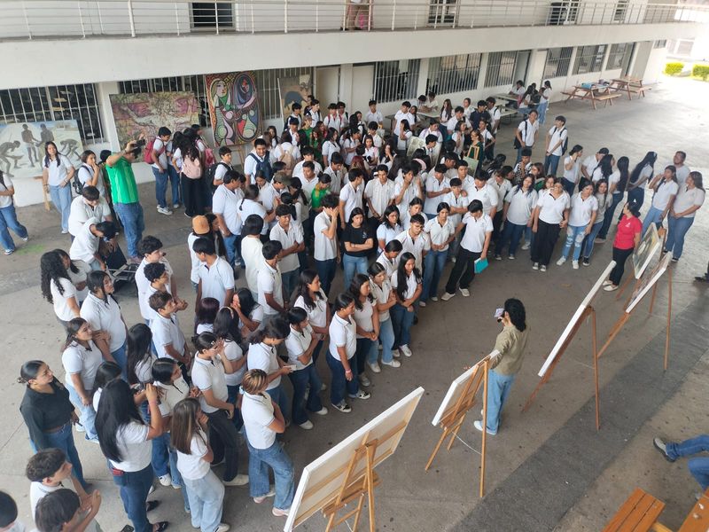 En este momento estás viendo Lleva “Museando en tu escuela” obras del acervo universitario al Bachillerato 10