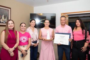Lee más sobre el artículo Reconoce Región Centro-Occidente de la Anuies a Blanca Liliana Díaz Vázquez por su trabajo en vinculación social