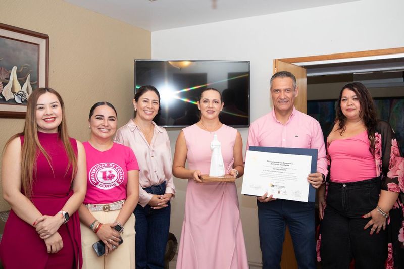 En este momento estás viendo Reconoce Región Centro-Occidente de la Anuies a Blanca Liliana Díaz Vázquez por su trabajo en vinculación social