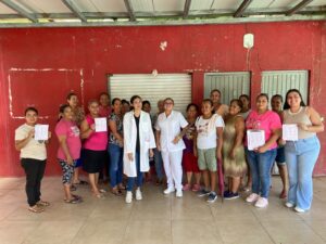 Lee más sobre el artículo En Armería realizan taller de prevención del cáncer de mama