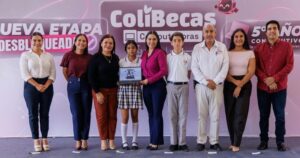 Lee más sobre el artículo En Cuauhtémoc, Indira Vizcaíno inició la entrega de ColiBecas Computadoras por quinto año consecutivo