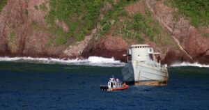 Lee más sobre el artículo Marina y Gobierno del Estado de Colima realizan hundimiento del ex-buque “Cora” para que se integre al Sistema Arrecifal Artificial de Colima