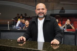 Lee más sobre el artículo Conceden licencia por dos meses al Diputado Israel González Mendoza de Movimiento Ciudadano