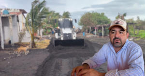 Lee más sobre el artículo Tecuanillo busca recuperar acceso y servicios básicos tras daños por oleaje